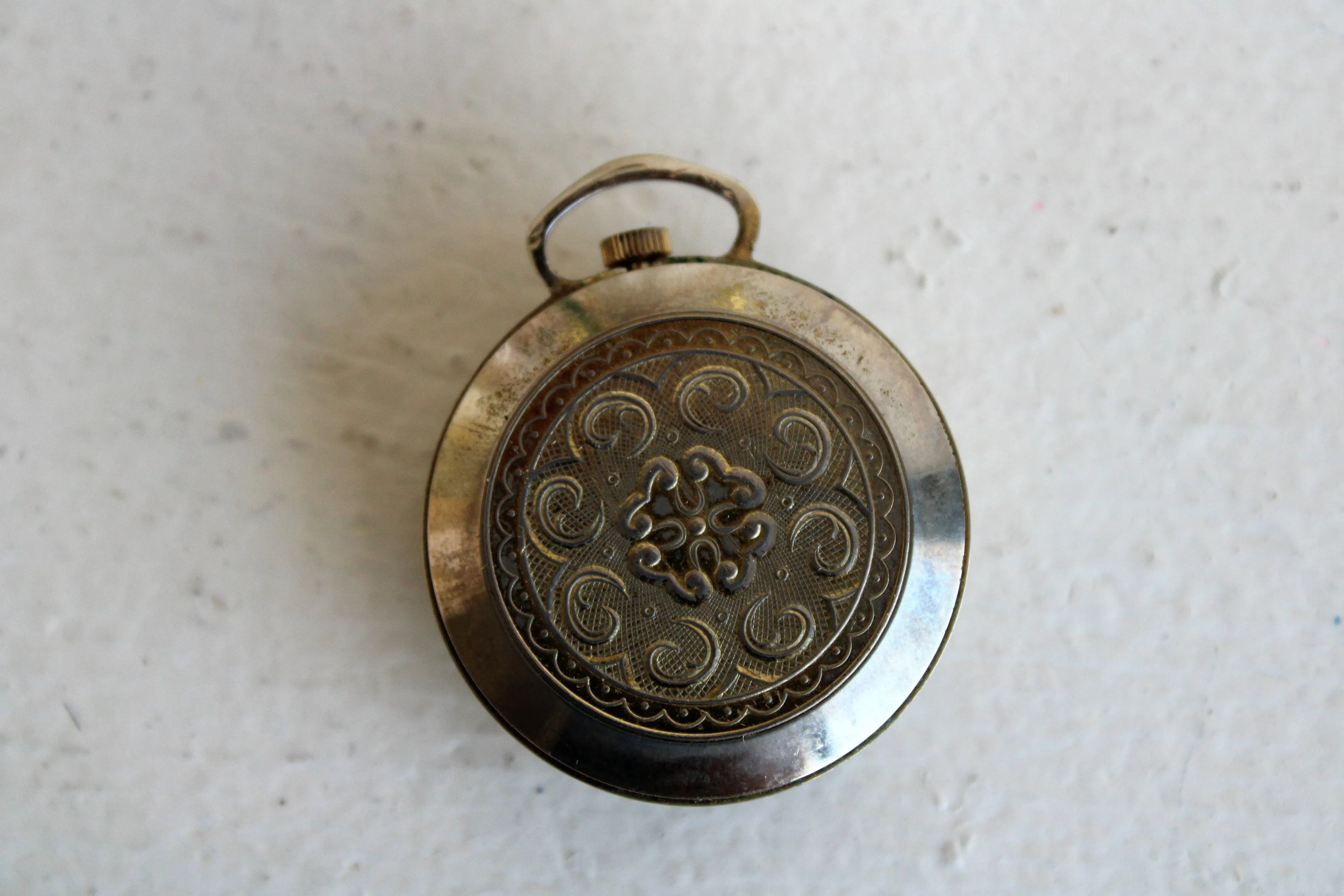 Vintage 1940s Woman's Pocket or Pendant Watch